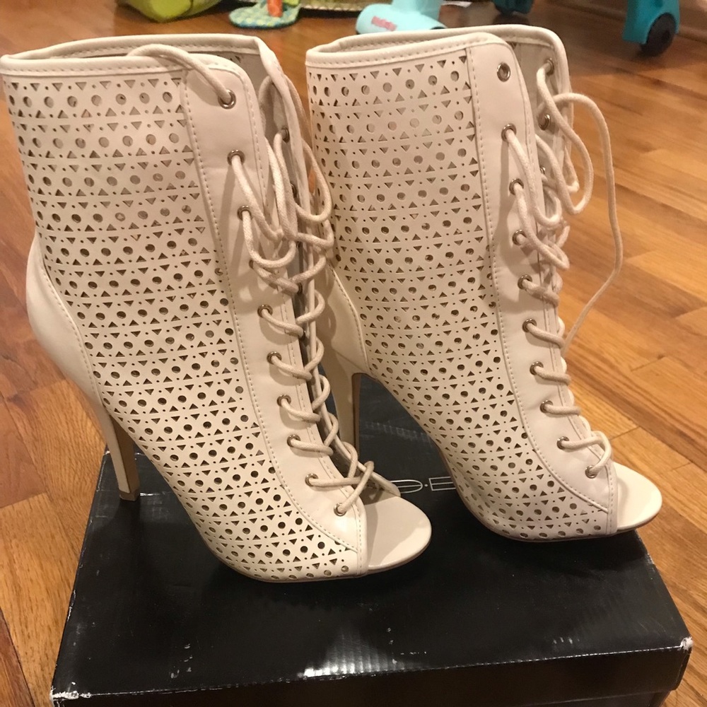 Laced up nude booties